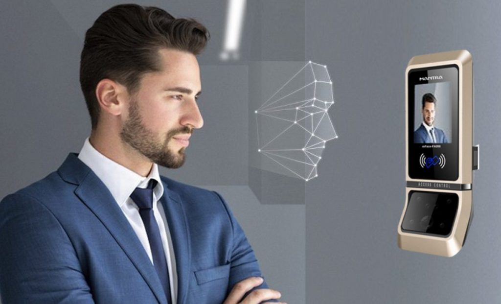 cham-cong-bang-khuon-mat-la-gi?